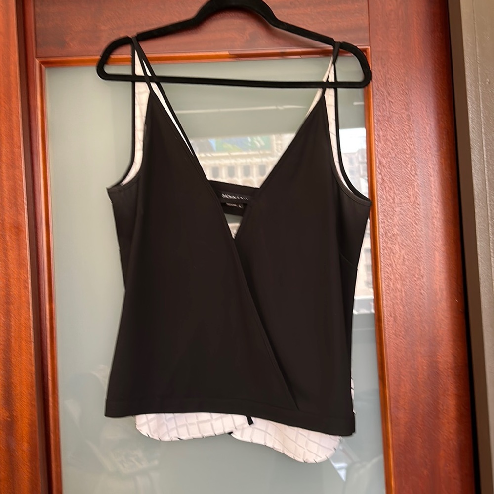 Black top with backless design